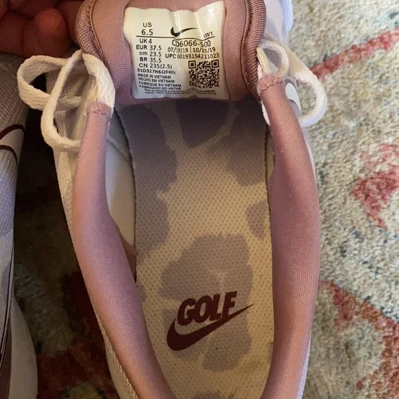Nike Roshe Women Golf Shoes - Picture 4 of 4